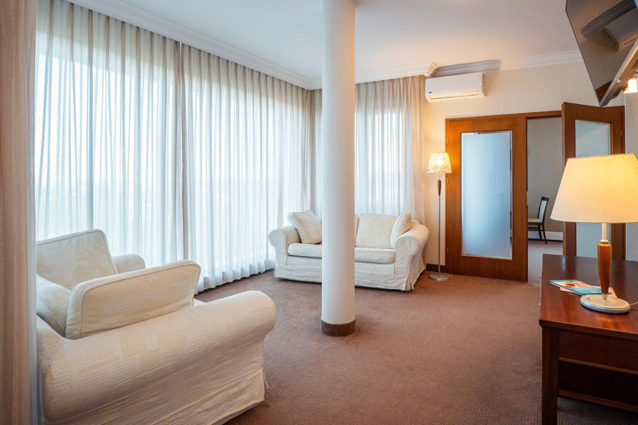 Hotel Kuracyjny & Wellness 3*